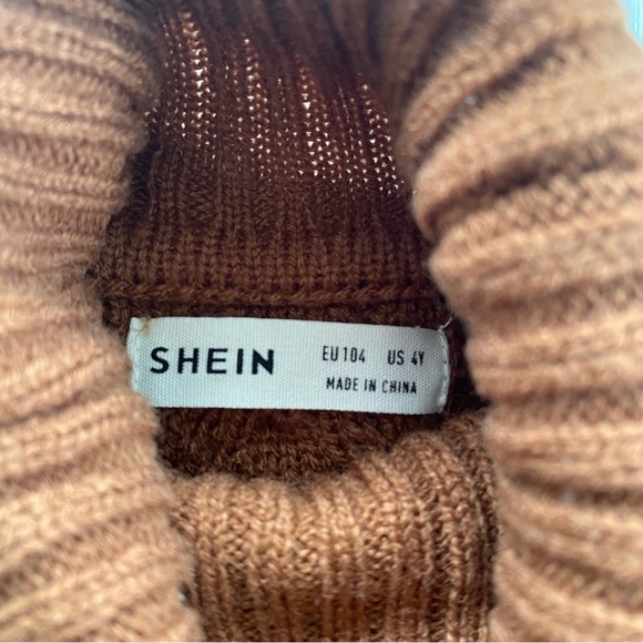 warm sweater with neck - Picture 3 of 3